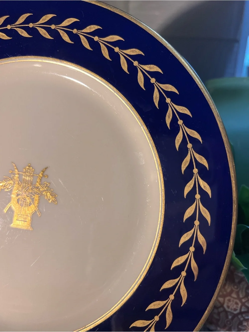 Cobalt Blue and Gold Laurel Dinner Plate, no chips or cracks